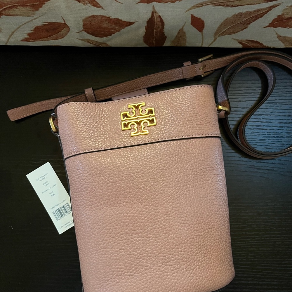 Tory Burch Britten Mini Bucket Bag in Pink Moon –  New no tag - Picture 2 of 9